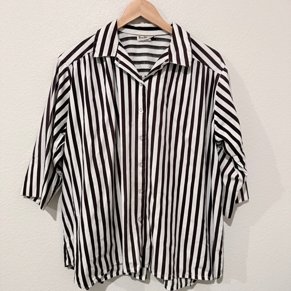 Tumbleweeds Tops - Boutique Oversized Boxy Bold Striped Button Down Coastal Minimalist Resort Retro